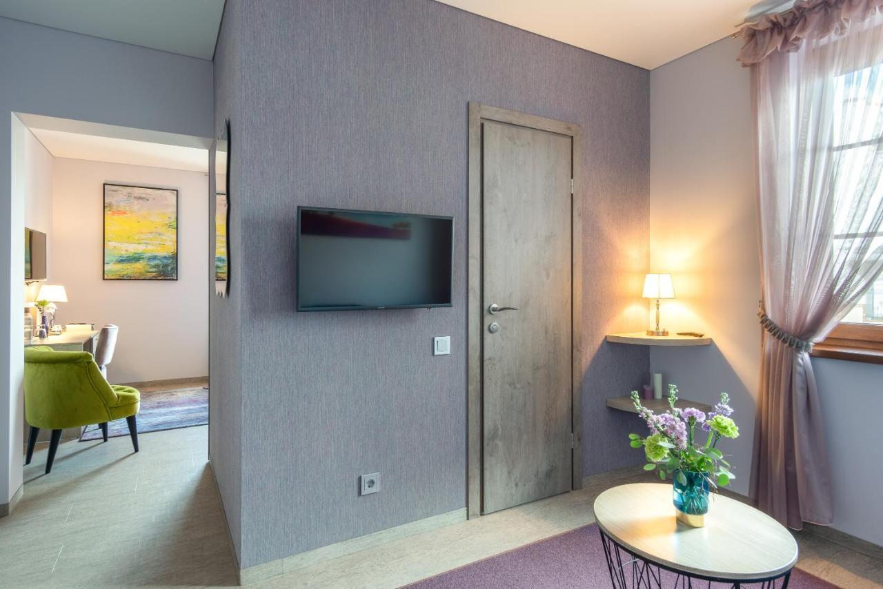 Lavender Inn Guest House Viesvenai Εξωτερικό φωτογραφία