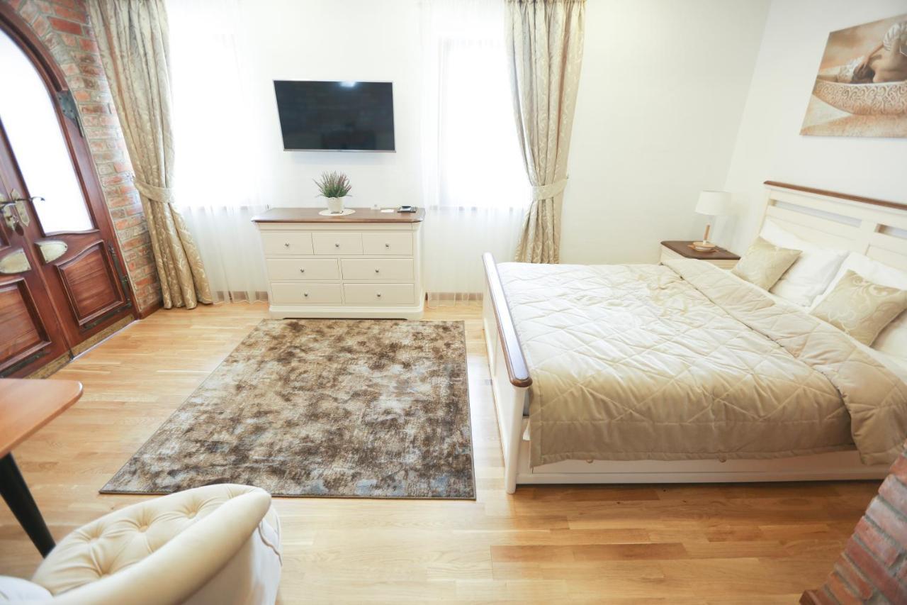 Lavender Inn Guest House Viesvenai Εξωτερικό φωτογραφία